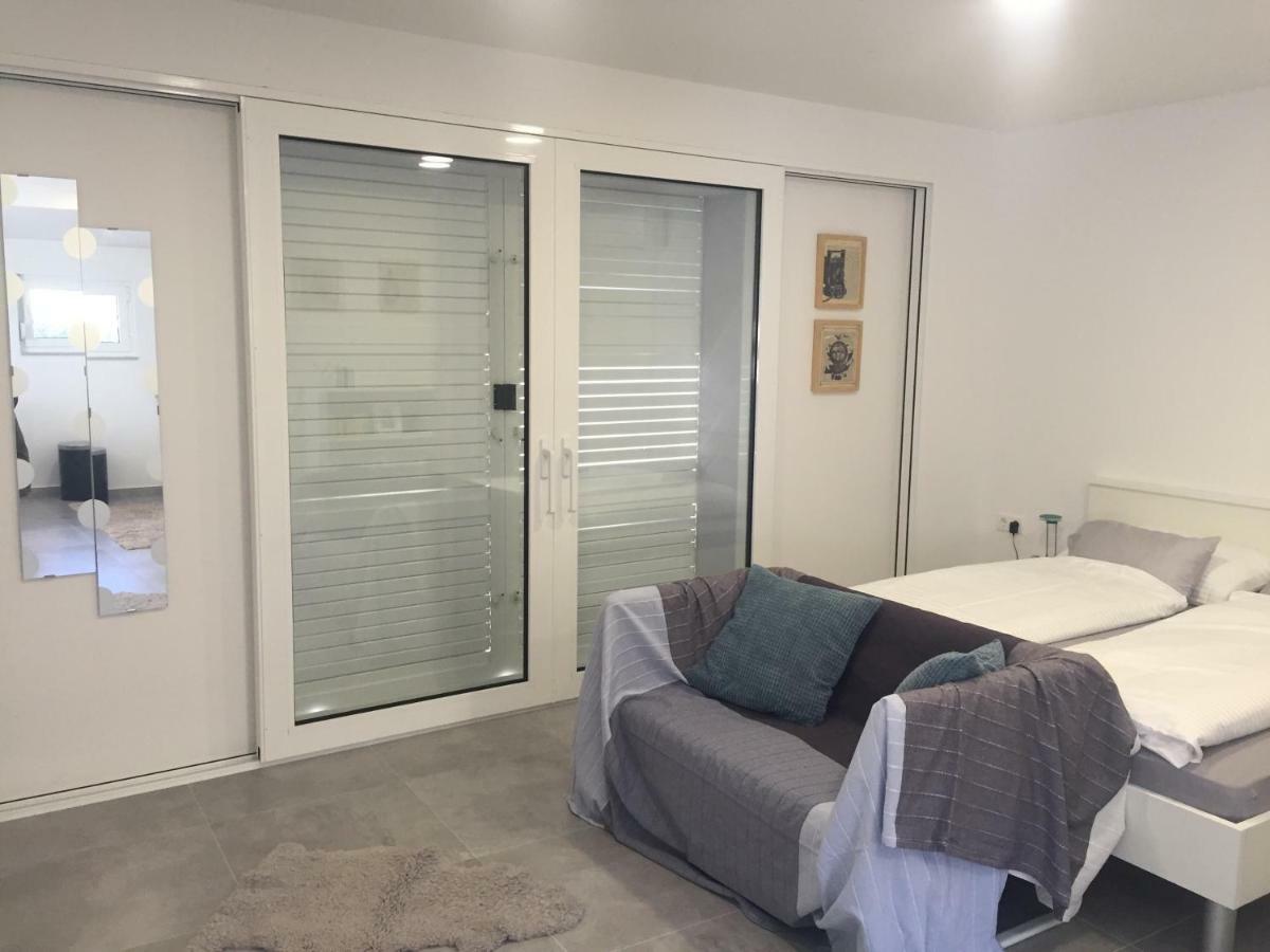 Appartamento Apartman Zeljka Podgora Esterno foto